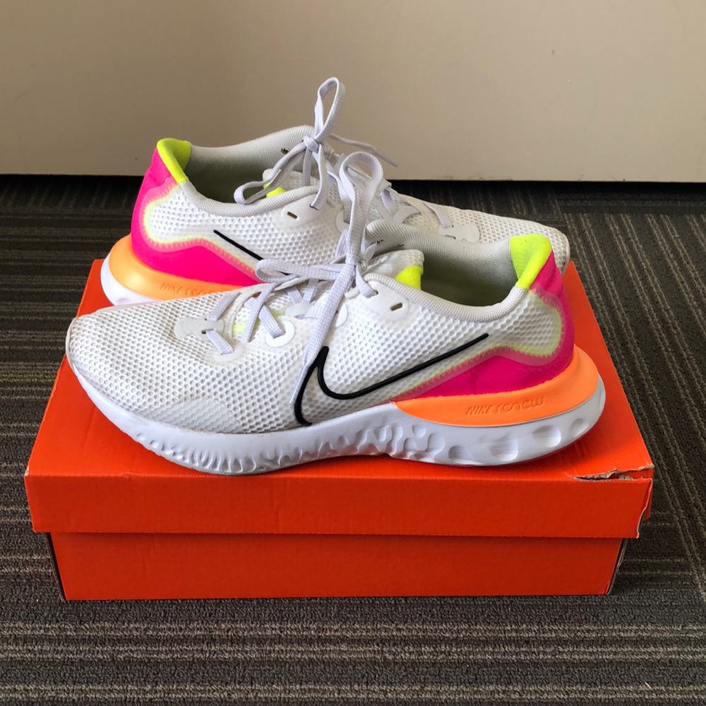 Nike running shoes size 9.5